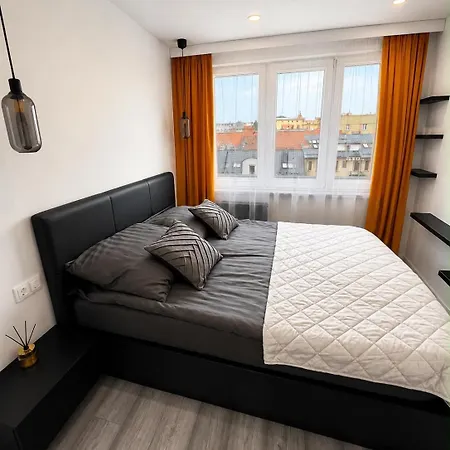 Exclusive Centrum 45m *